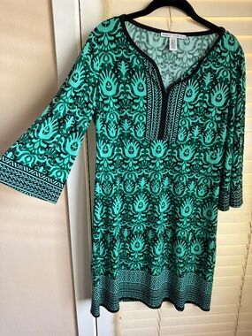 Maggy London tunic, green, size US 10/UK 14.